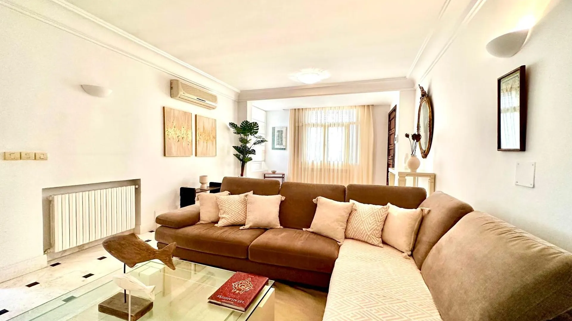 Carthage Spacious And Cosy With Amazing Terrace Douar ech Chott